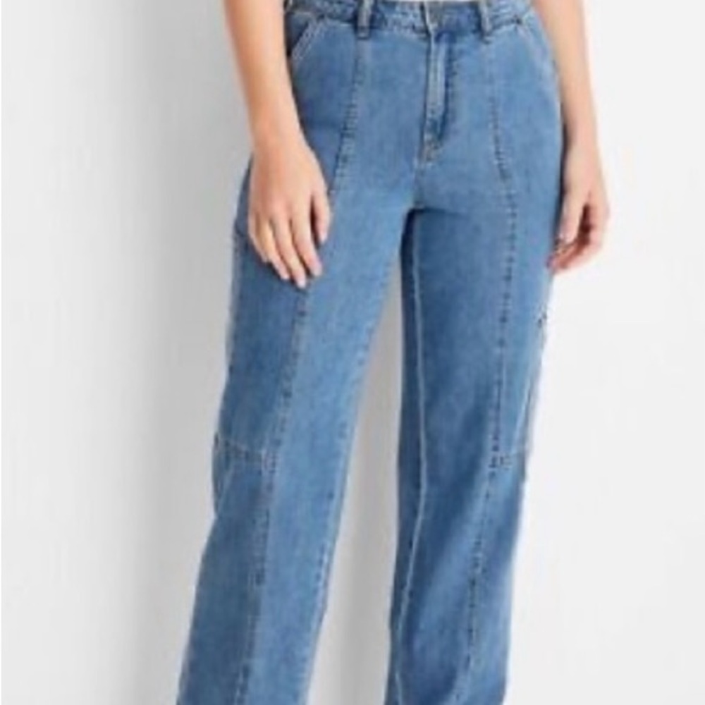 High-Rise Cargo Wide Leg Jeans - Picture 3 of 6